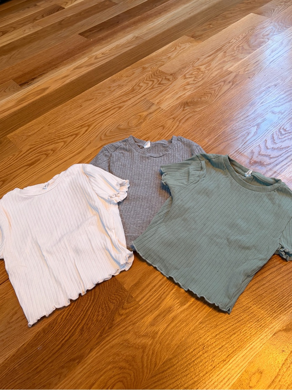 3 Ribbed Lettuce-Edge Crop Tops - White, Gray, Sage